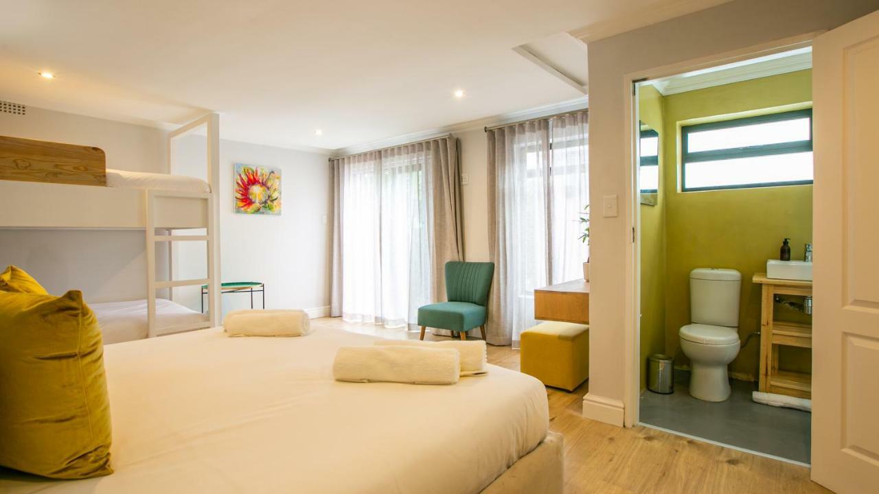 Hout & About Guest House Houtbaai Buitenkant foto