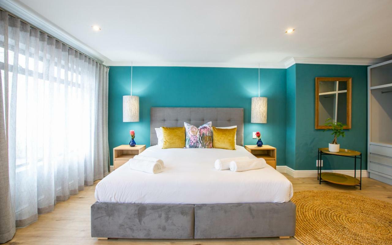 Hout & About Guest House Houtbaai Buitenkant foto